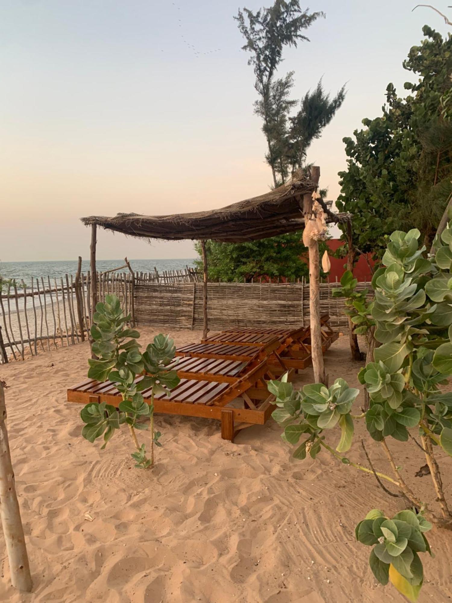 Case Beach Ngalou Sessene Zewnętrze zdjęcie